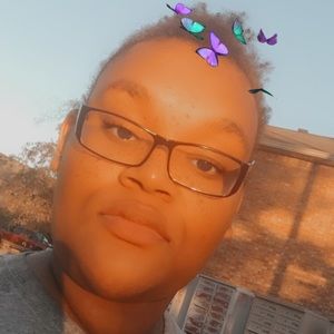 Meet your Posher, Jannea